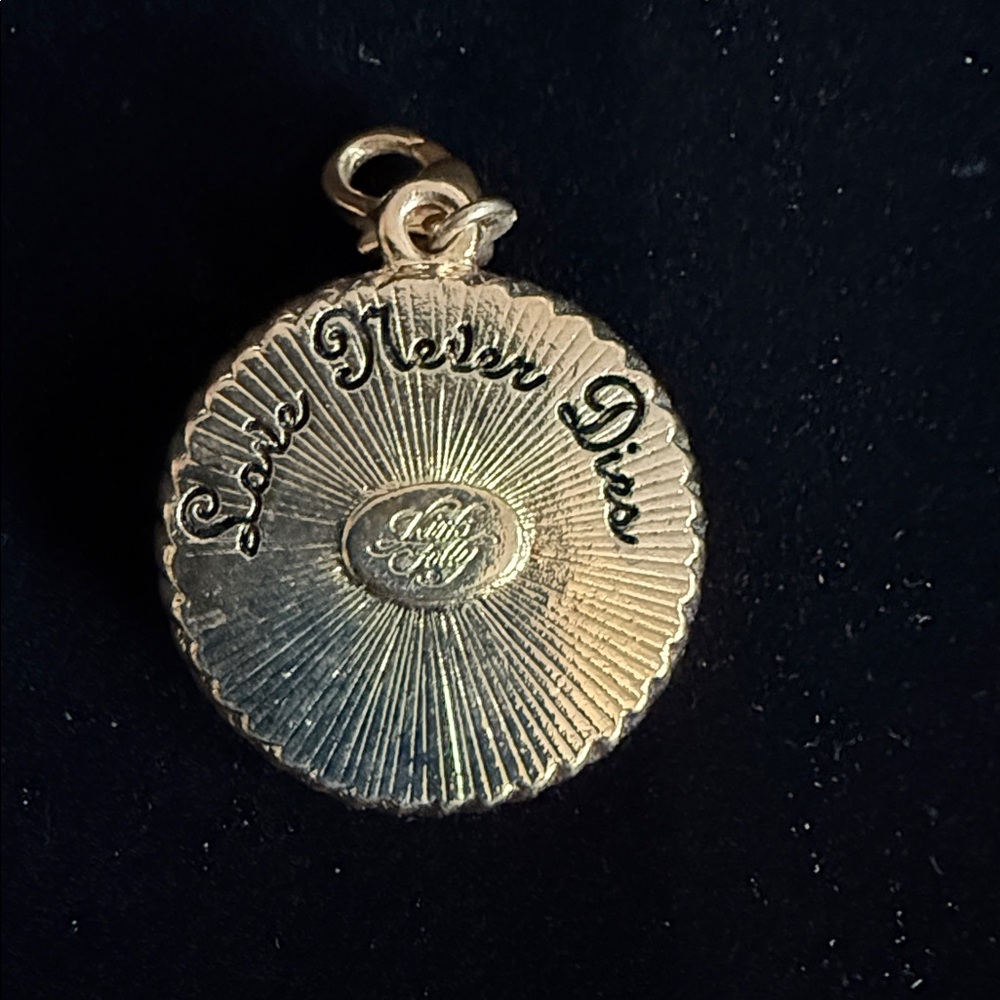 C518 Vintage Kirk’s Folly Love never dies dream angel pendant - Picture 3 of 4